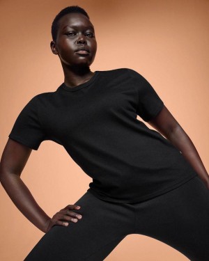 Black Women On Cloud On-T T-shirts | IE_ON8965