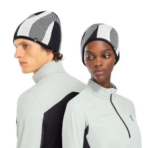 Black / White Men On Cloud Explorer Merino Beanie | IE_ON8828