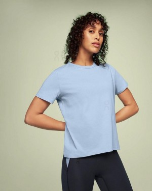 Blue Women On Cloud On-T T-shirts | IE_ON8063