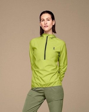 Green Women On Cloud Waterproof Anorak Jackets | IE_ON8853