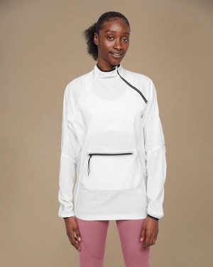 White Women On Cloud Active Jackets | IE_ON8796