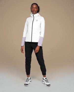 White Women On Cloud Insulator Jackets | IE_ON8656