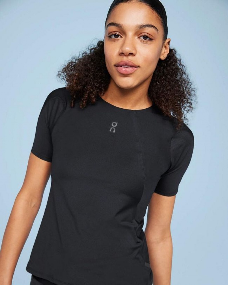 Black Women On Cloud Ultra-T T-shirts | IE_ON8090