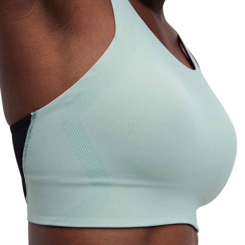 Green Women On Cloud Performance Bras | IE_ON8813