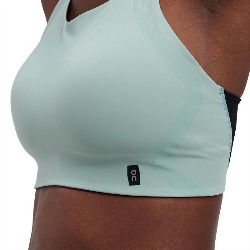 Green Women On Cloud Performance Bras | IE_ON8813