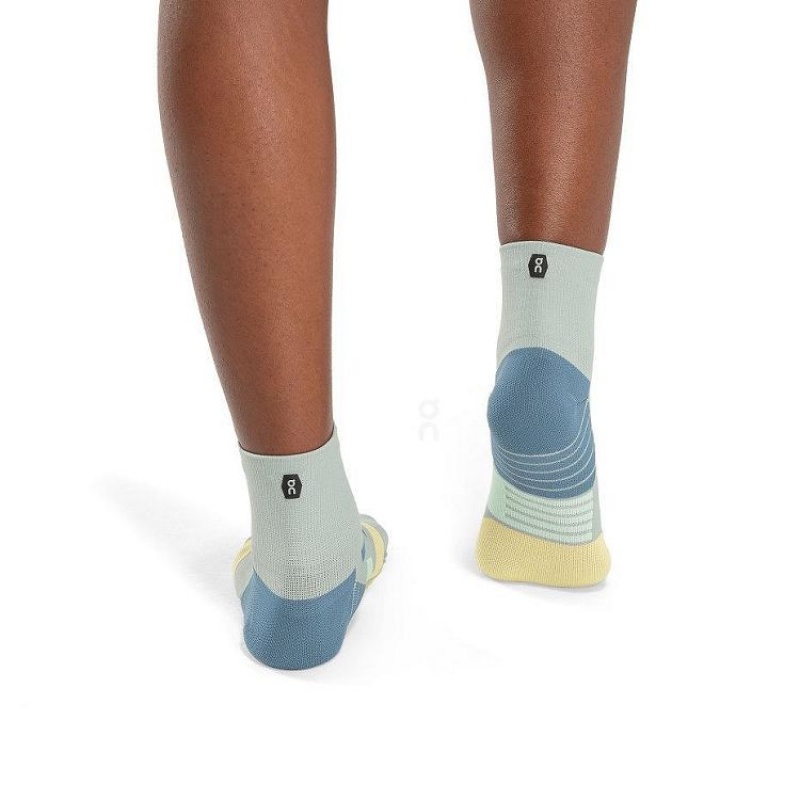 Green / Blue Men On Cloud Performance Mid Socks | IE_ON9142