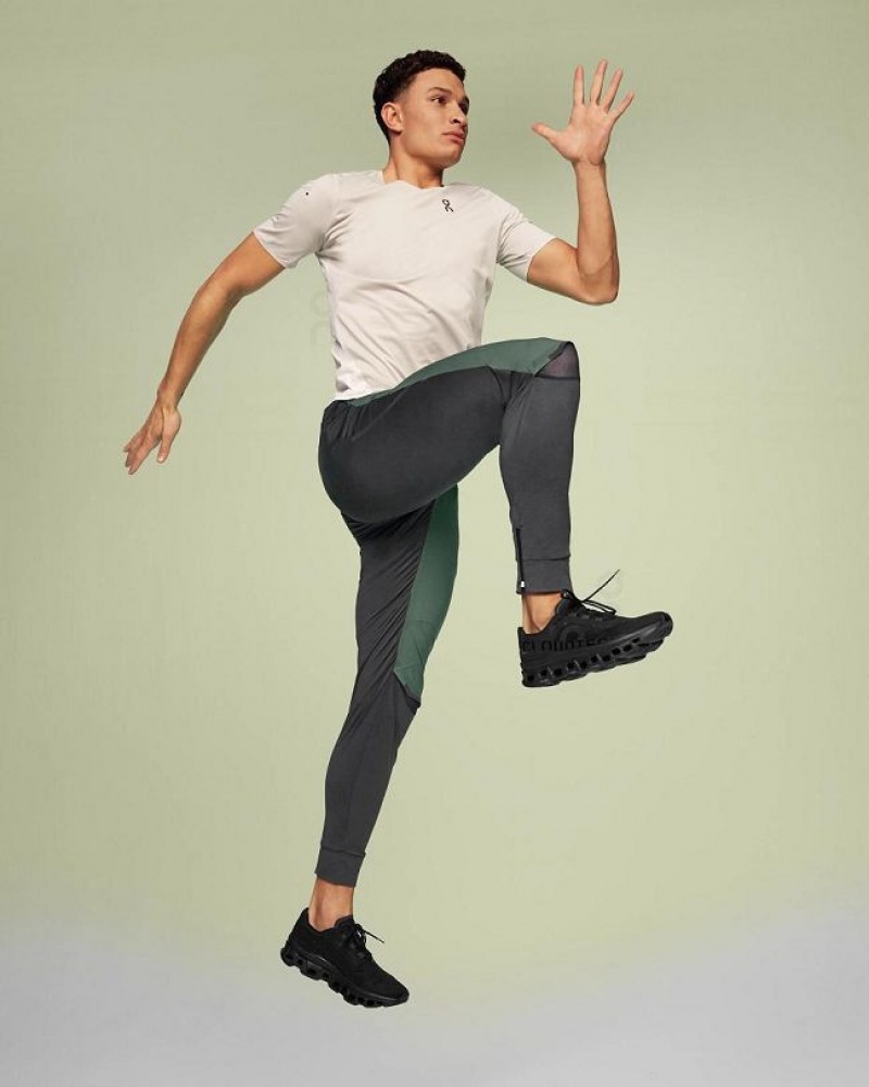 Green / Grey Men On Cloud Running Pants | IE_ON8922