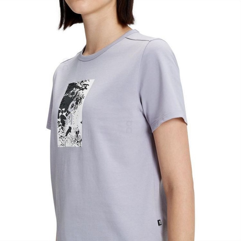 Grey Women On Cloud Graphic-T T-shirts | IE_ON9081