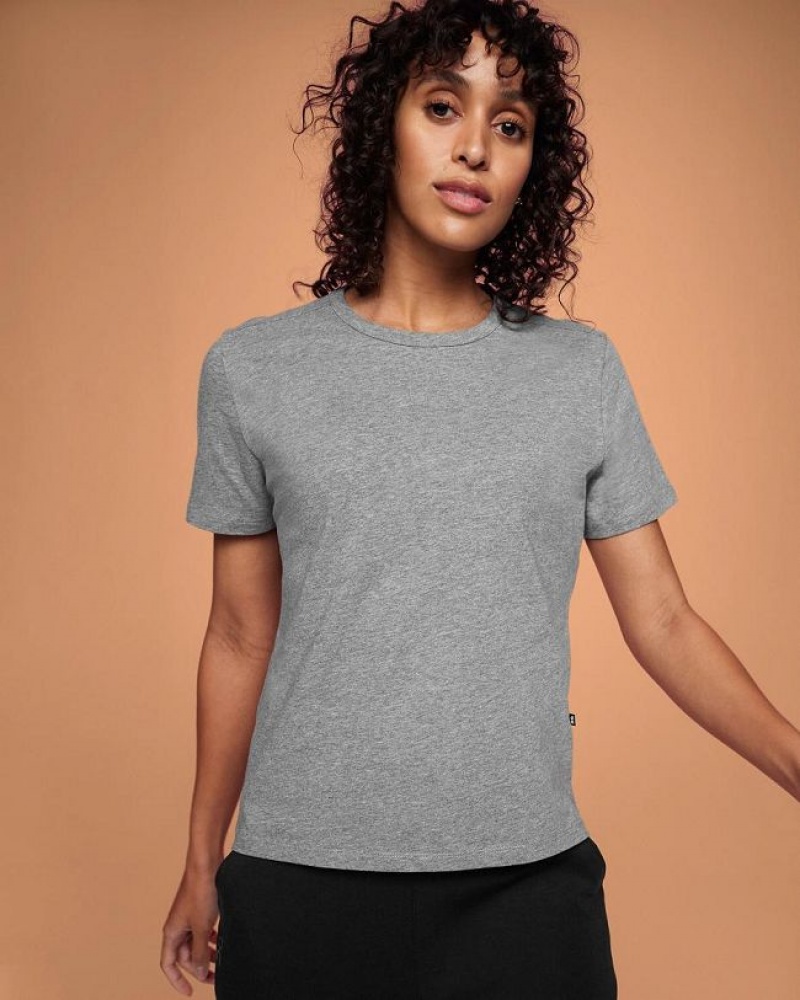 Grey Women On Cloud On-T T-shirts | IE_ON8679