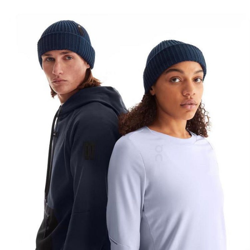 Navy Women On Cloud Studio Beanie | IE_ON8470