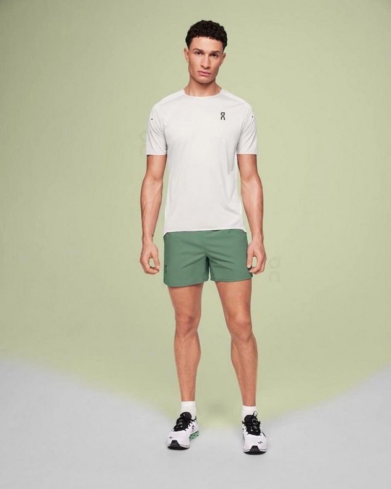 Olive Men On Cloud Essential Shorts | IE_ON8297