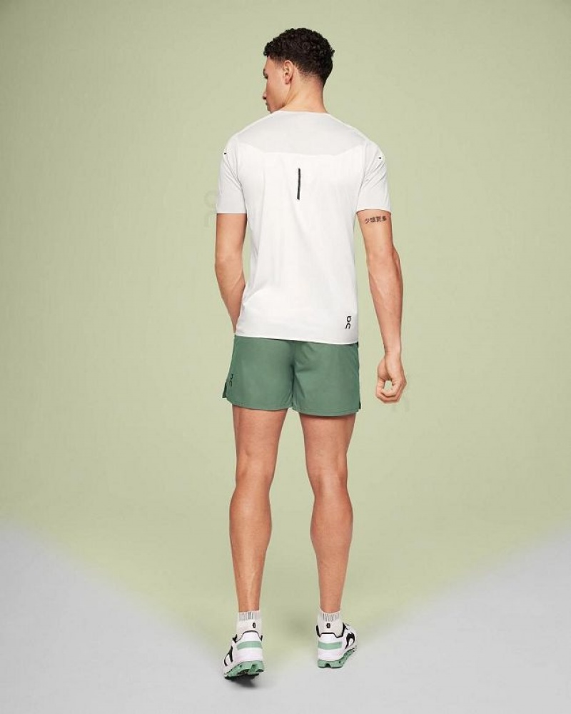 Olive Men On Cloud Essential Shorts | IE_ON8297