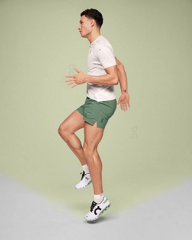 Olive Men On Cloud Essential Shorts | IE_ON8297