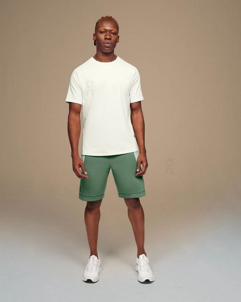 Olive Men On Cloud Movement Shorts | IE_ON9037