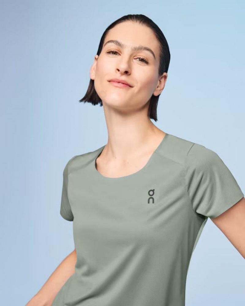 Olive Women On Cloud Performance-T T-shirts | IE_ON8179