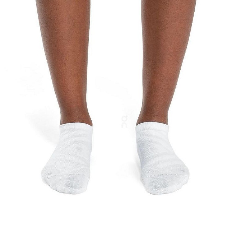 White Men On Cloud Performance Low Socks | IE_ON8710