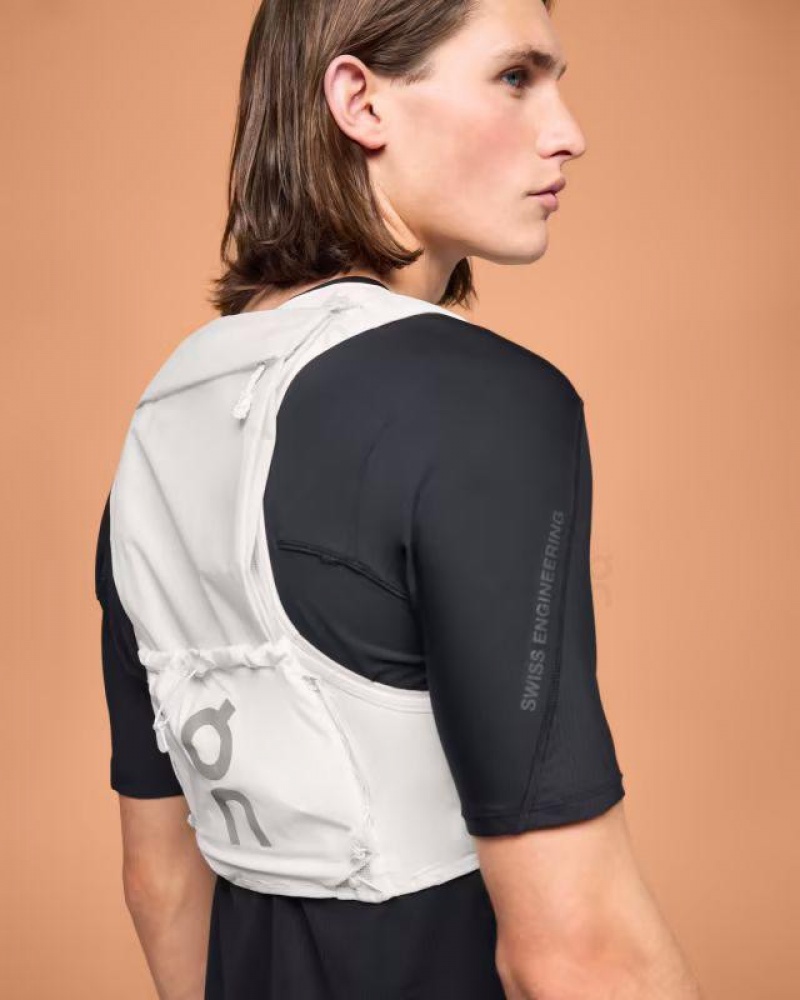 White Men On Cloud Ultra Vest 10L Running | IE_ON9033