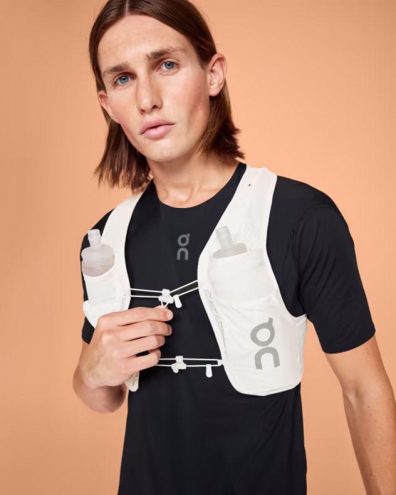 White Men On Cloud Ultra Vest 5L Running | IE_ON1185