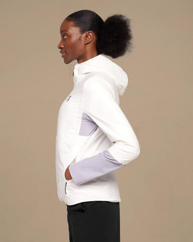 White Women On Cloud Insulator Jackets | IE_ON8656