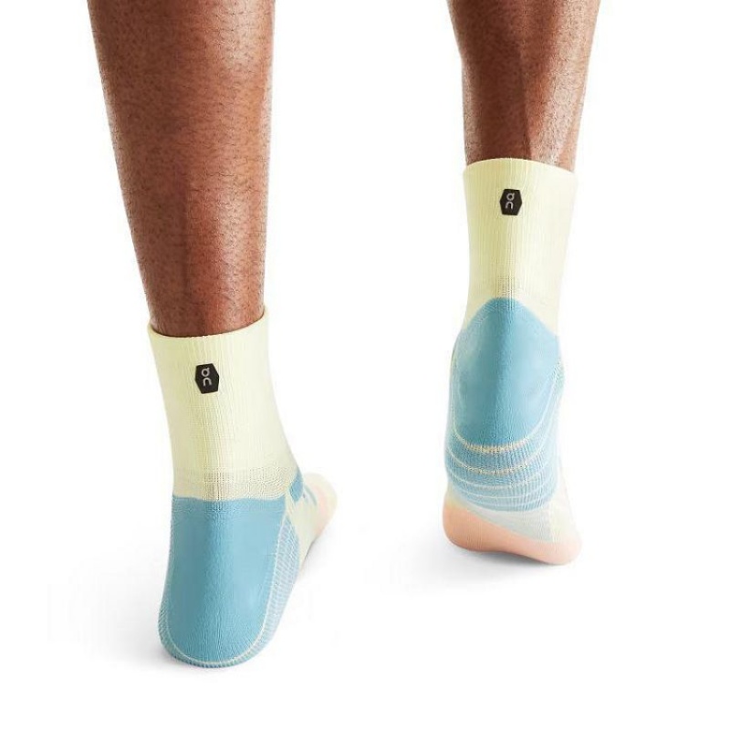 Yellow Men On Cloud Performance Mid Socks | IE_ON9052